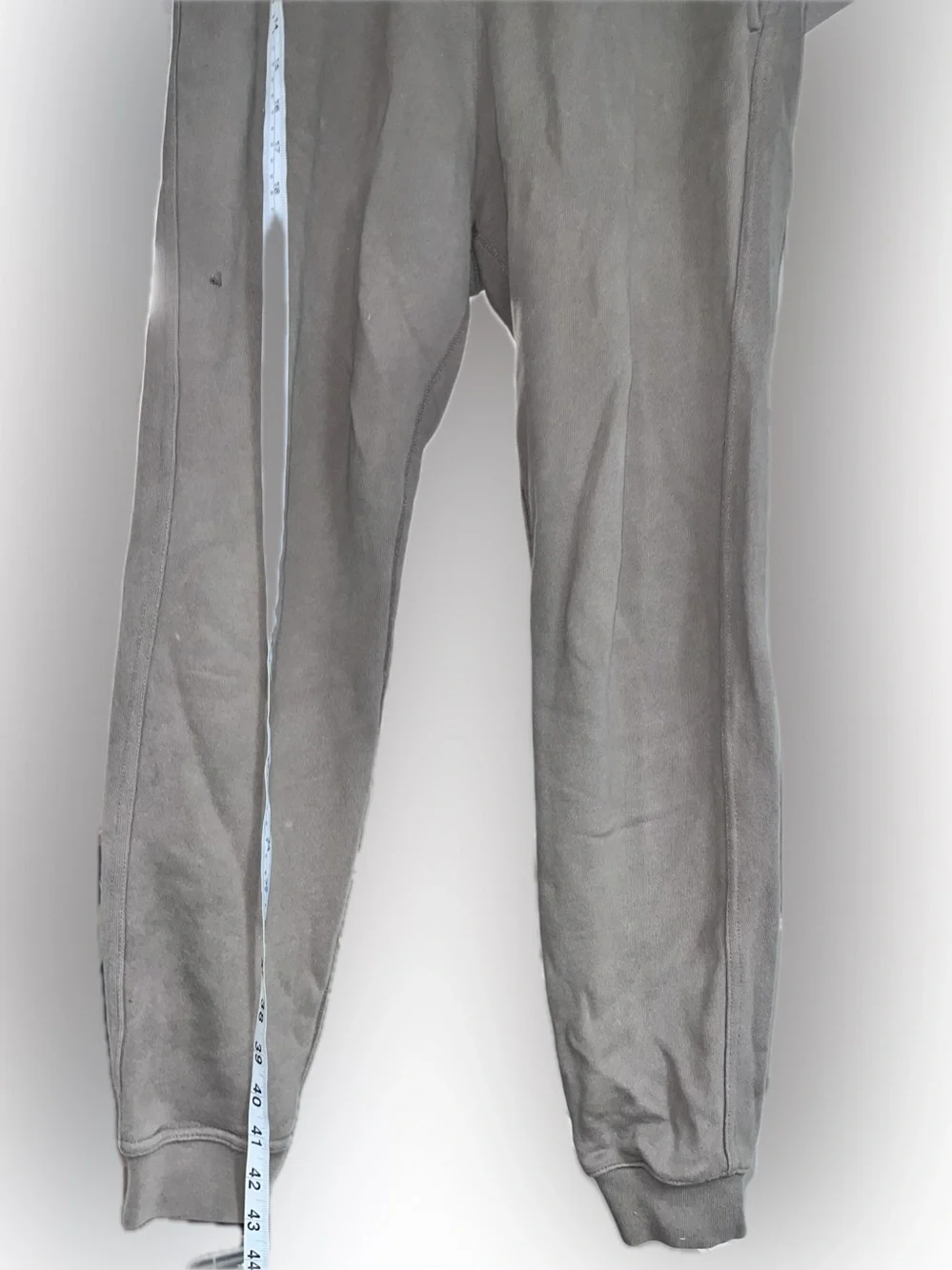 John Elliott Taupe Slim Sweatpants in gold size 4 euc joggers sweats vintage